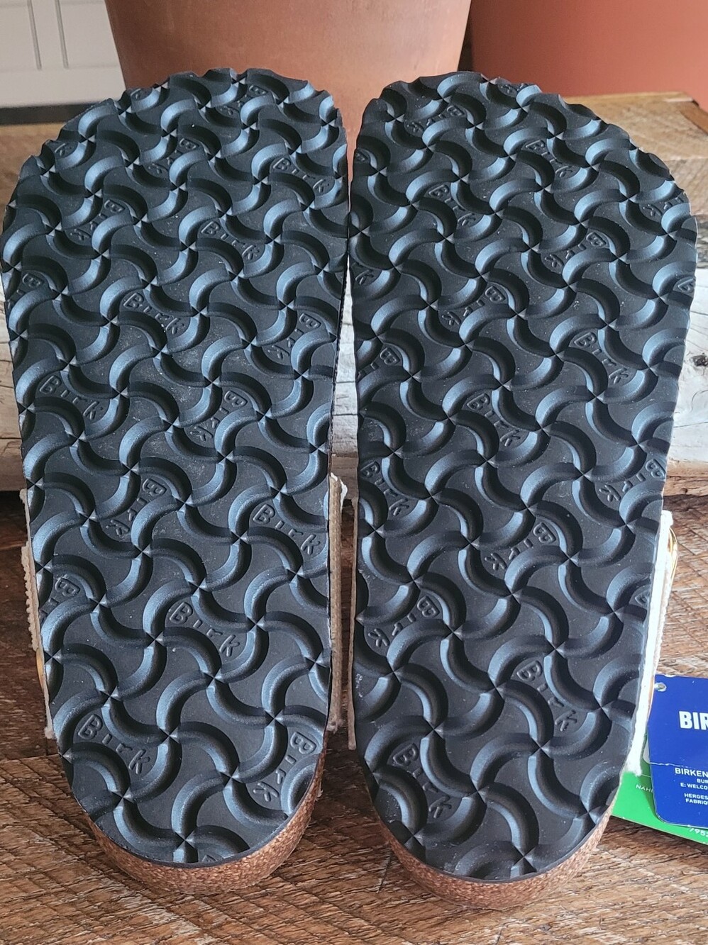 Birkenstock Big Buckle Rivet Logo Gizeh Thong Sandals - Picture 3 of 4